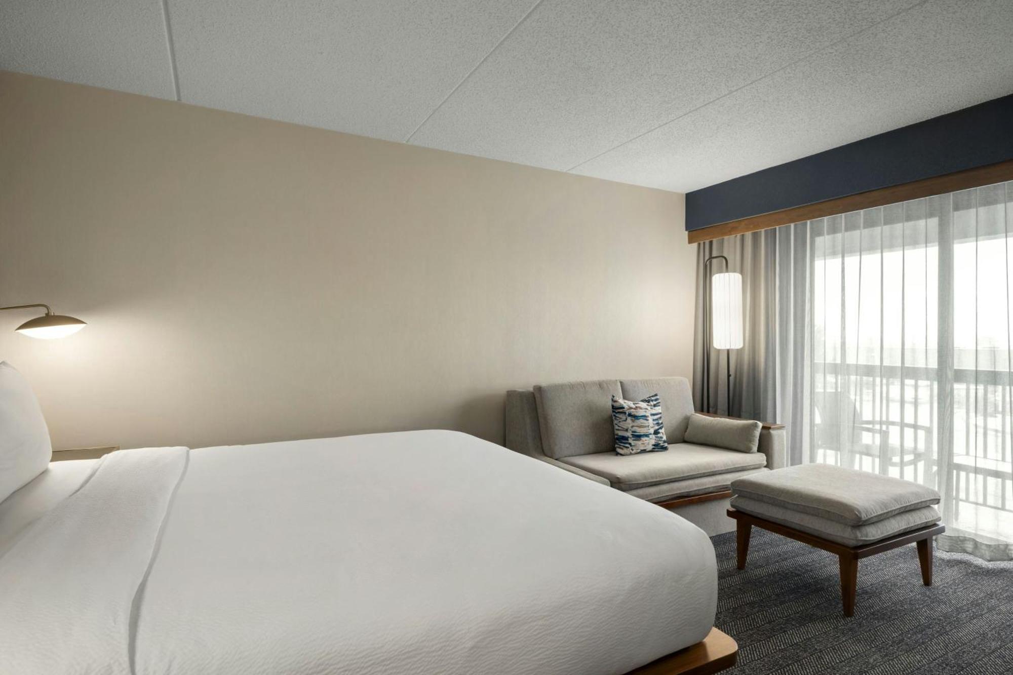 Courtyard By Marriott Kokomo Exterior photo